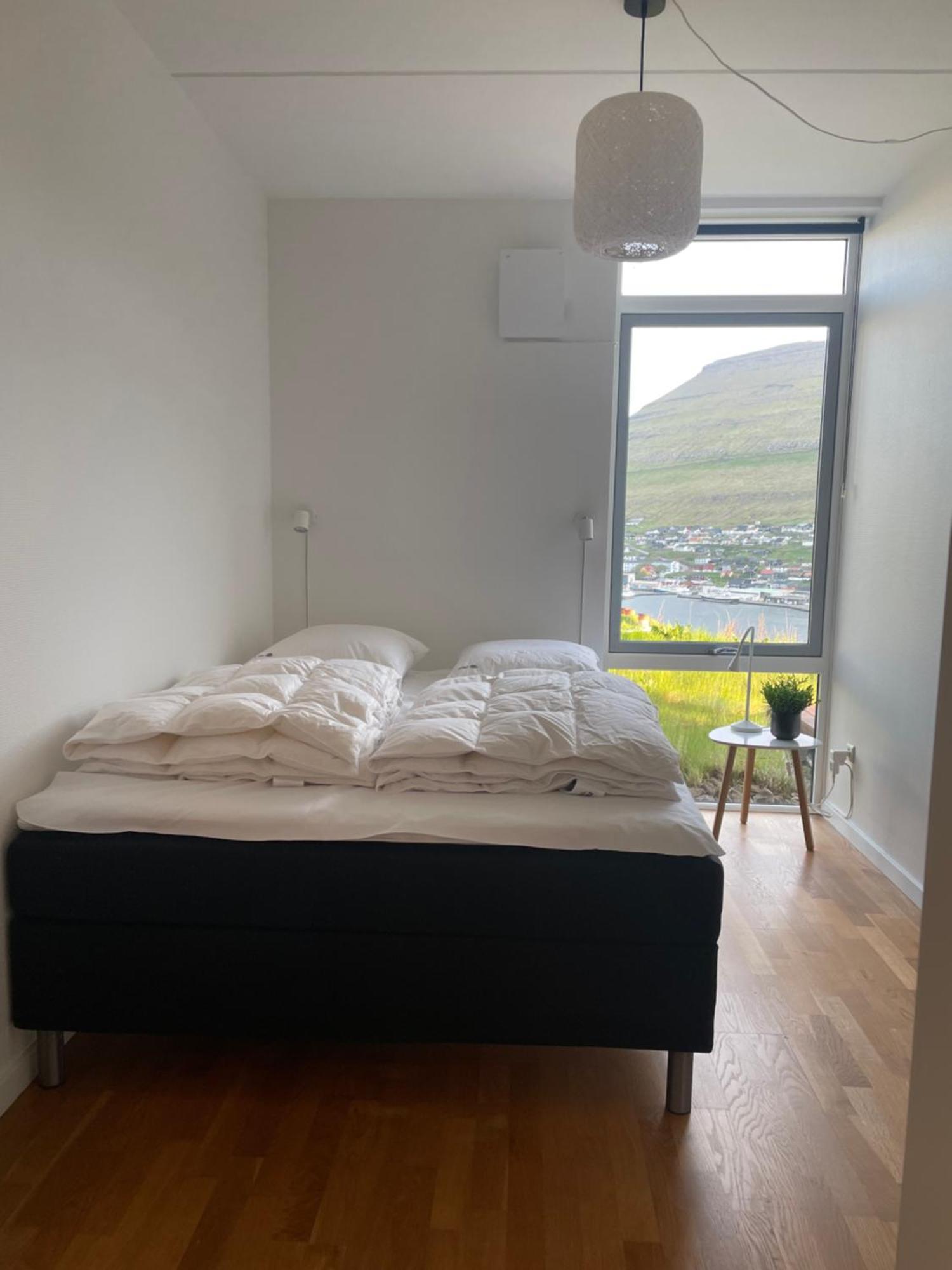 Unique Sea & Landscape View And Spacious Apartment Klaksvik Ngoại thất bức ảnh
